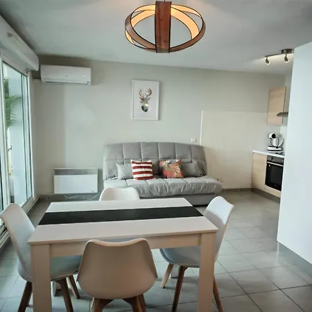 Apartman T2 Les Capucines *